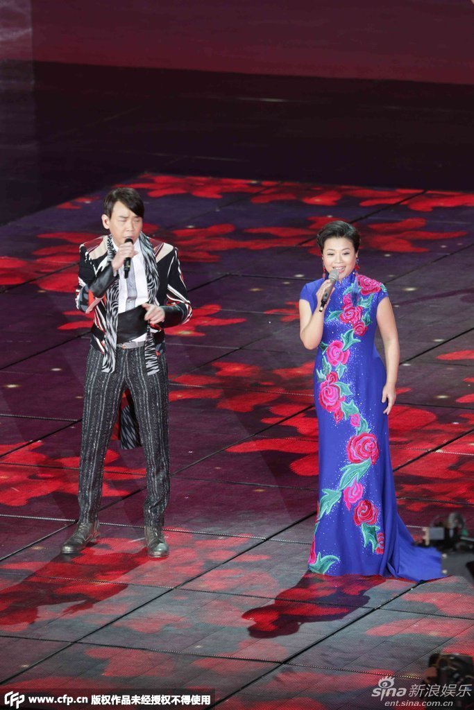 韩版小苹果现场版央视(韩版小苹果视频舞蹈原版)-第2张图片-有道翻译官网